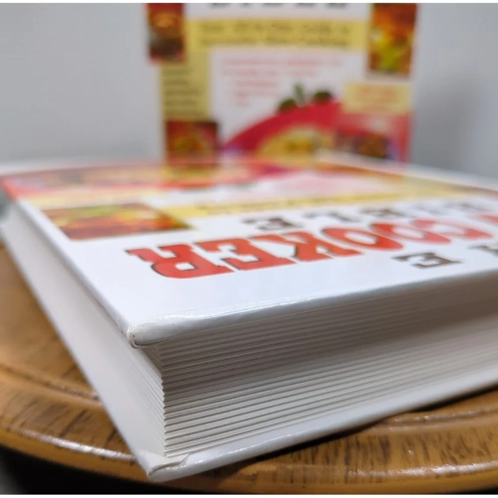 2005 The Slow Cooker Bible Favorite Brand‎ Name Recipes VTG Hardcover VERY GOOD